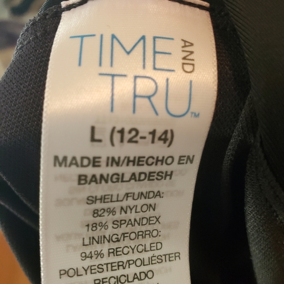 Time & Tru 2 Piece Bathing Suit   L - Picture 5 of 7